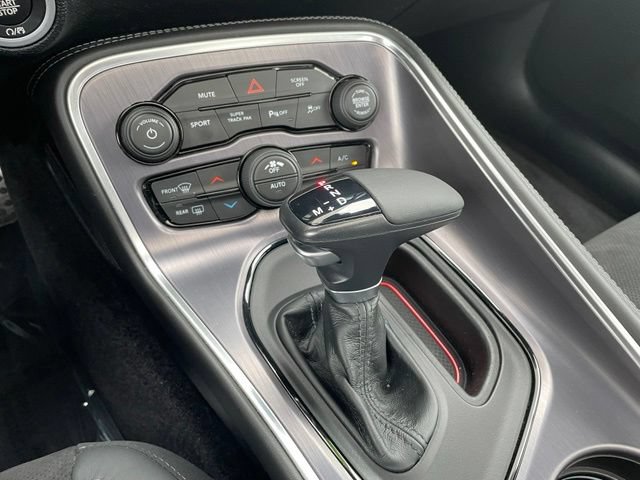 Used 2017 Dodge Challenger R/T Plus RWD image 19