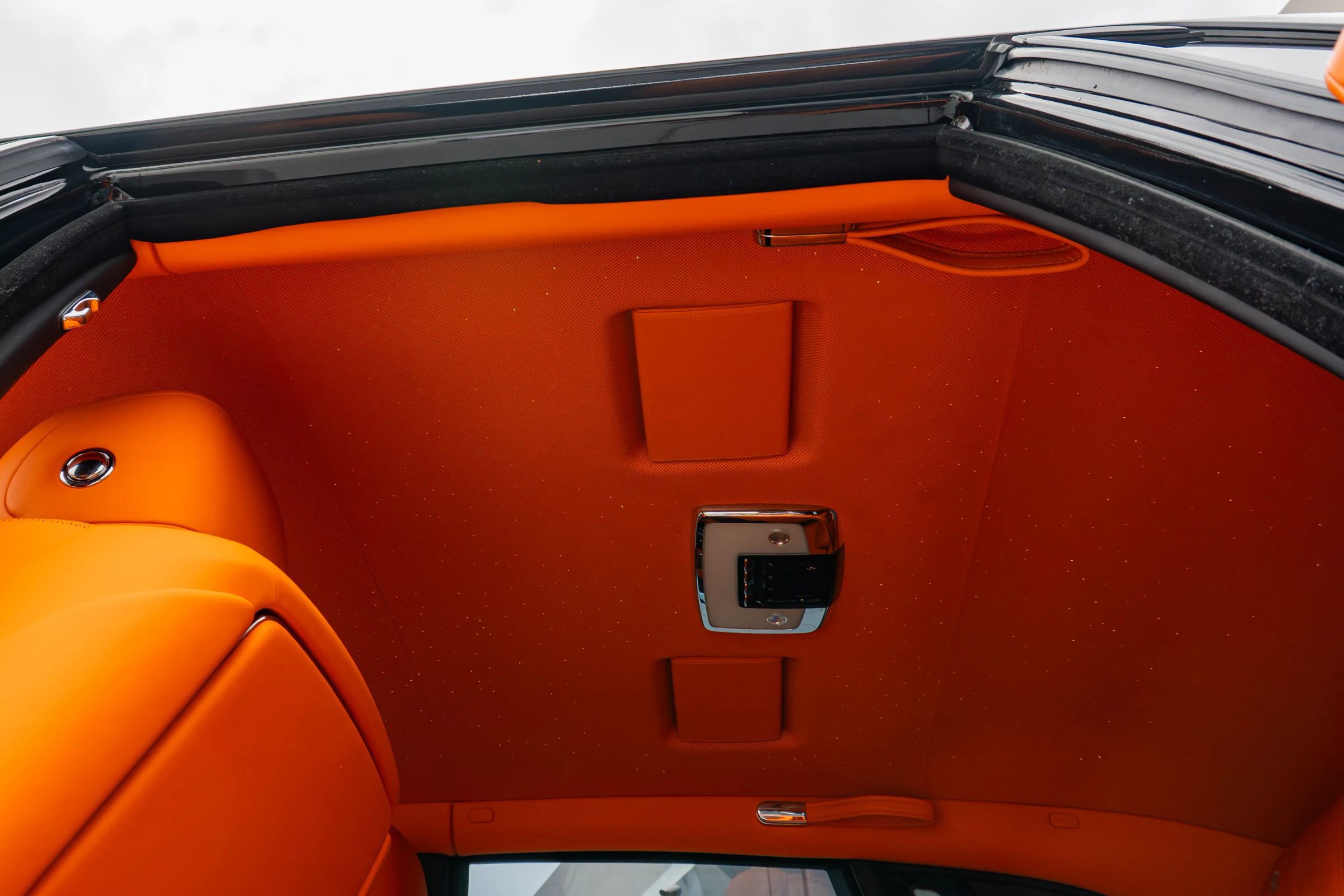 Used 2018 Rolls-Royce Phantom Sedan RWD image 52