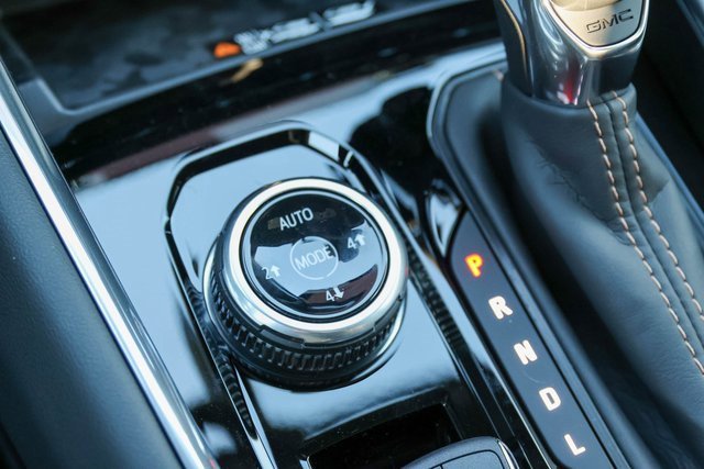 New 2026 GMC Canyon AT4 w/ AT4 Premium Package image 16