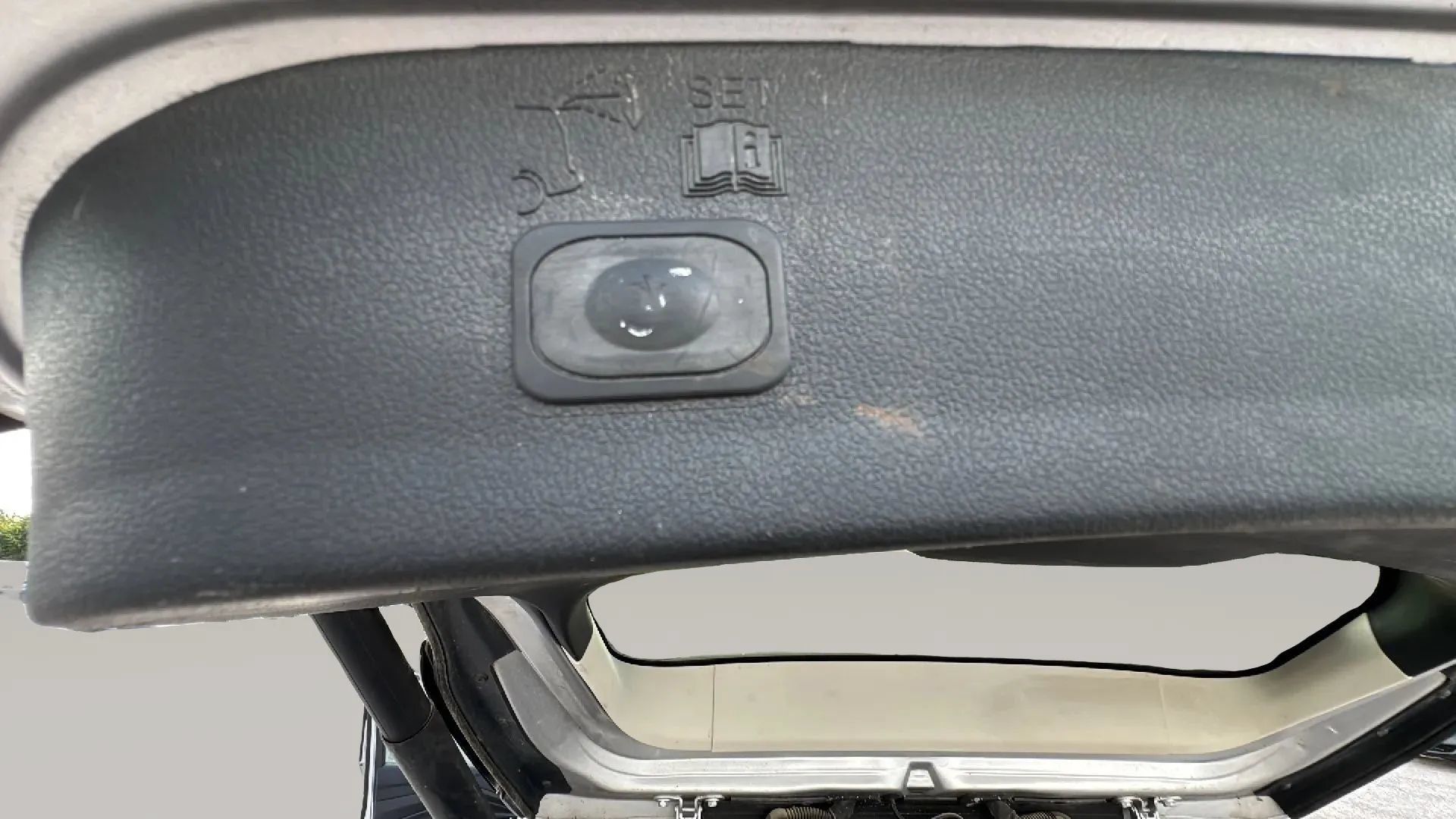 Used 2016 Ford Escape Titanium FWD image 22