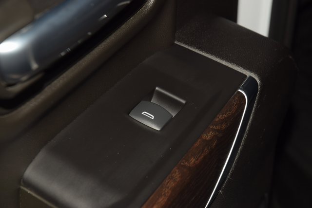 Used 2023 GMC Sierra 3500 Denali w/ Denali Ultimate Package image 44