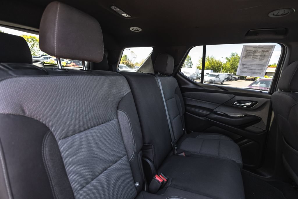 Used 2022 Chevrolet Traverse LT AWD/4WD image 31