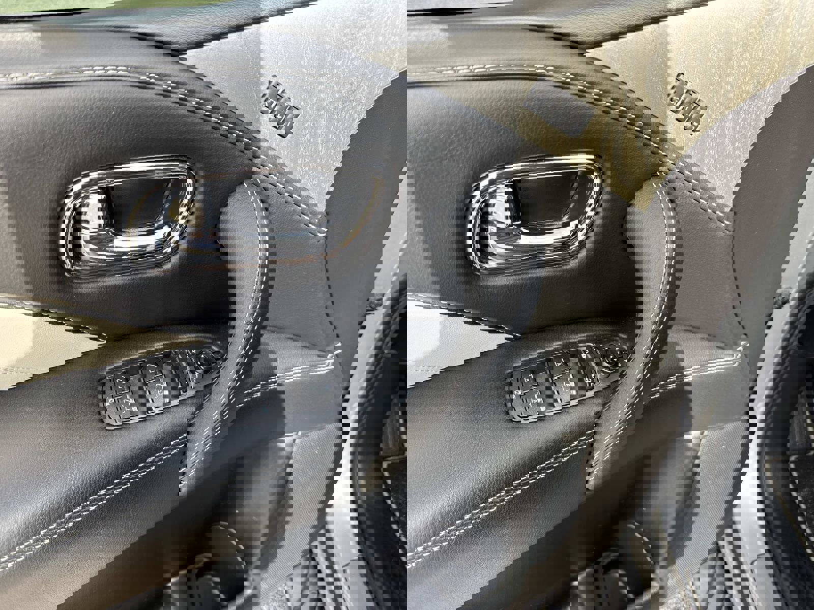 Used 2019 INFINITI QX80 Limited image 19