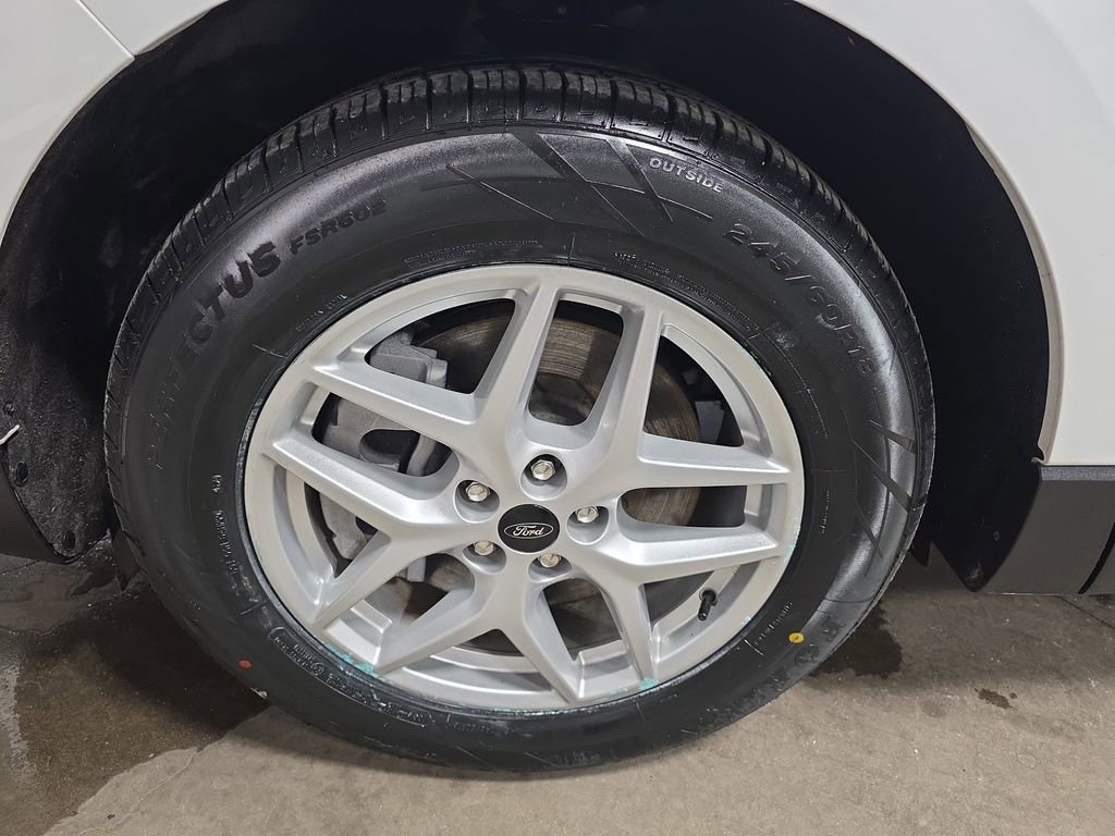 Used 2024 Ford Edge SEL image 34