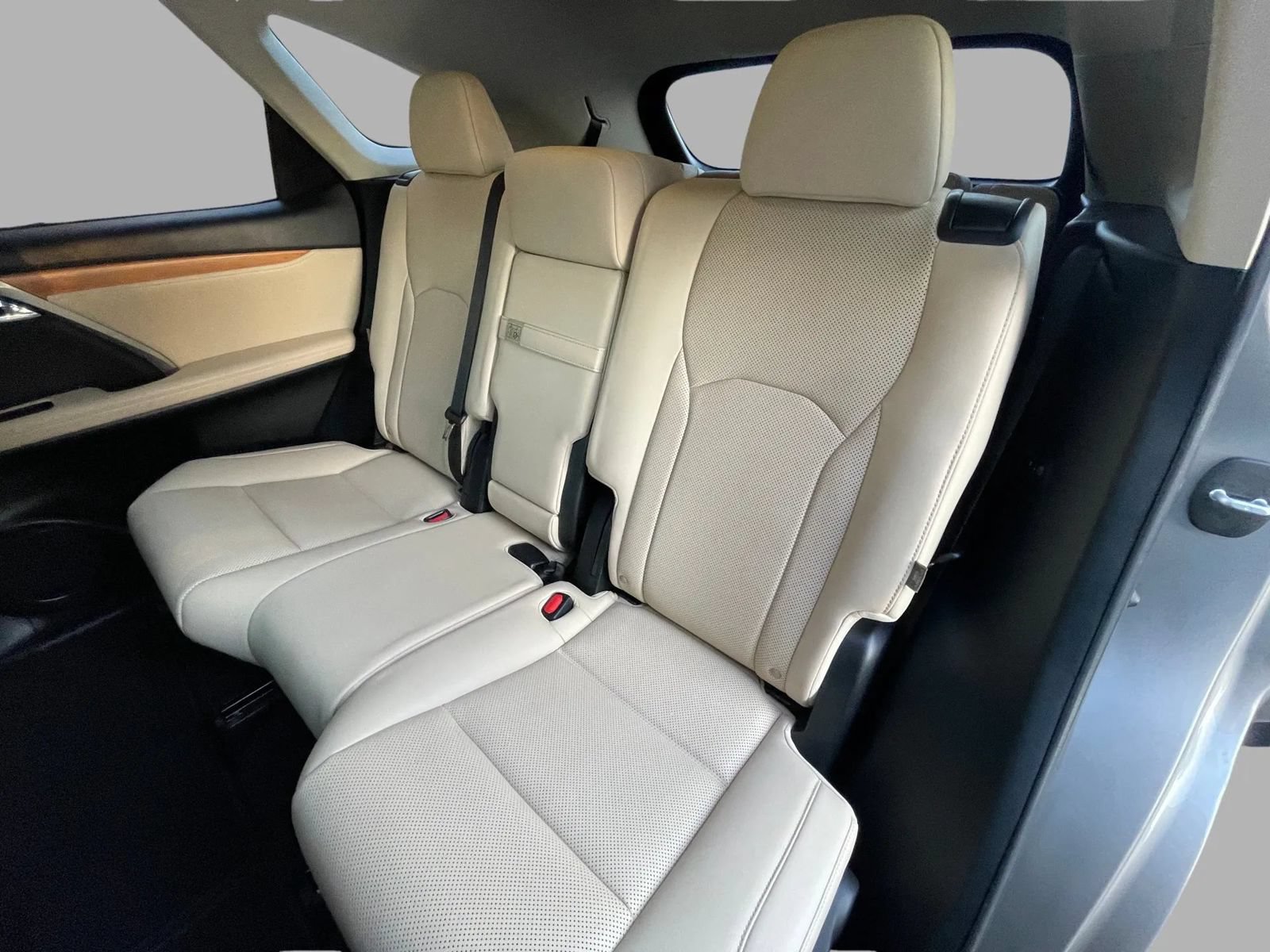 Used 2021 Lexus RX 350L FWD w/ Premium Package image 23