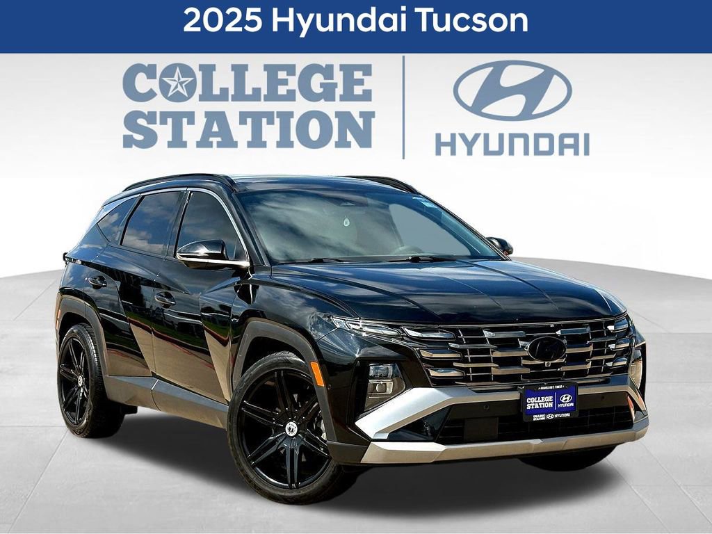 Used 2025 Hyundai Tucson Limited FWD image 3