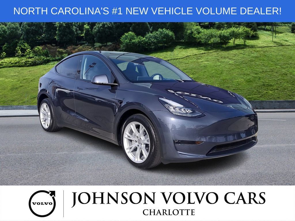 Used 2023 Tesla Model Y Long Range AWD/4WD image 1