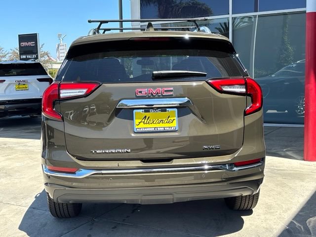 Used 2023 GMC Terrain Denali AWD/4WD image 4
