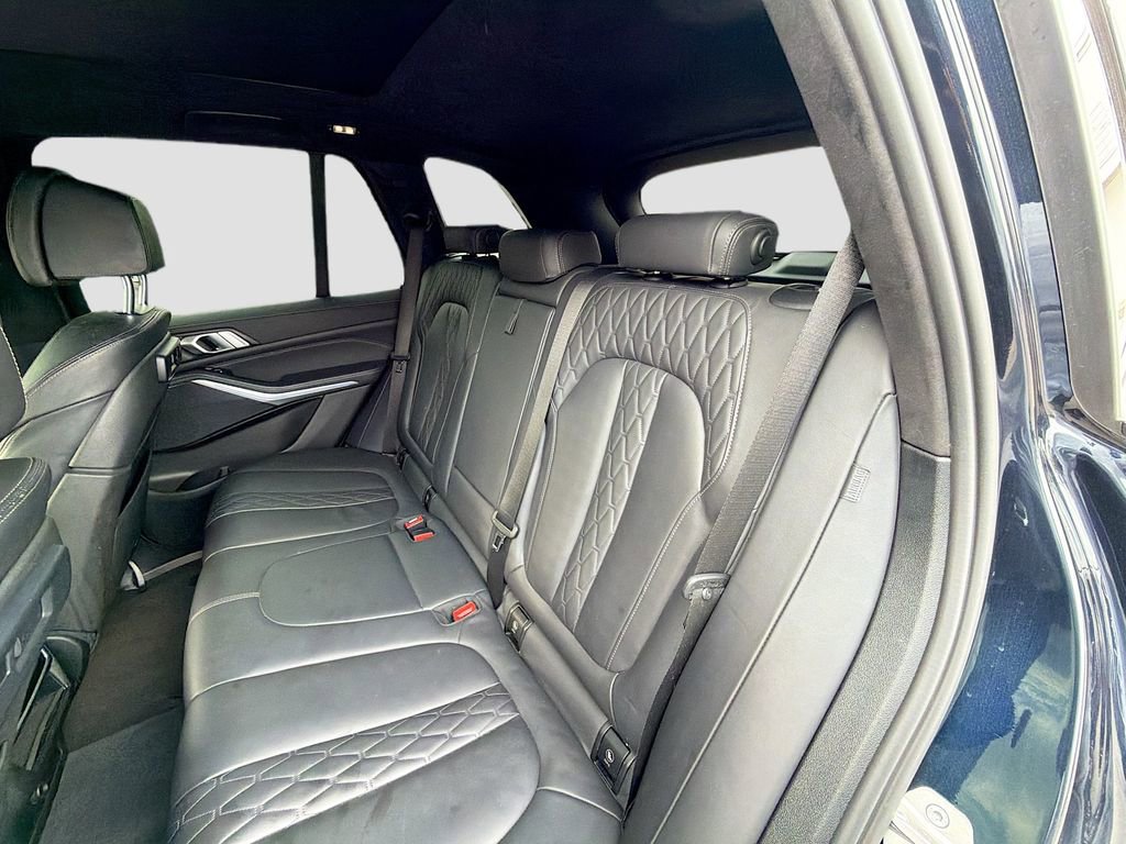 Used 2022 BMW X5 sDrive40i w/ M Sport Package RWD image 20