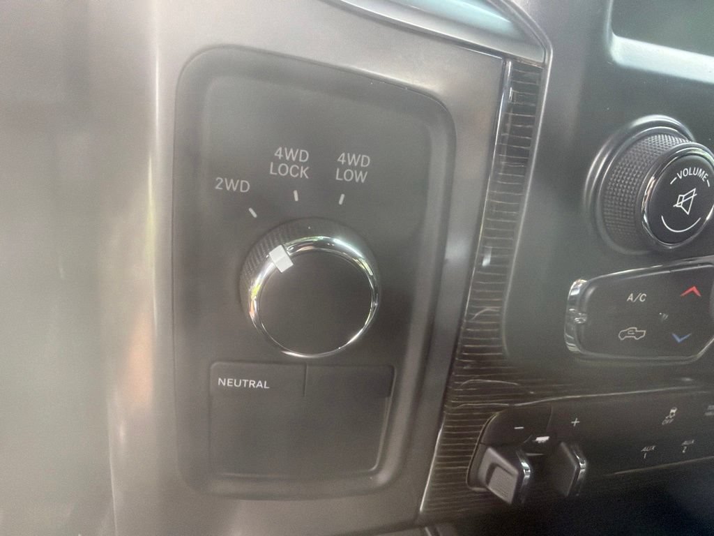 Certified 2016 RAM 2500 Limited AWD/4WD image 13