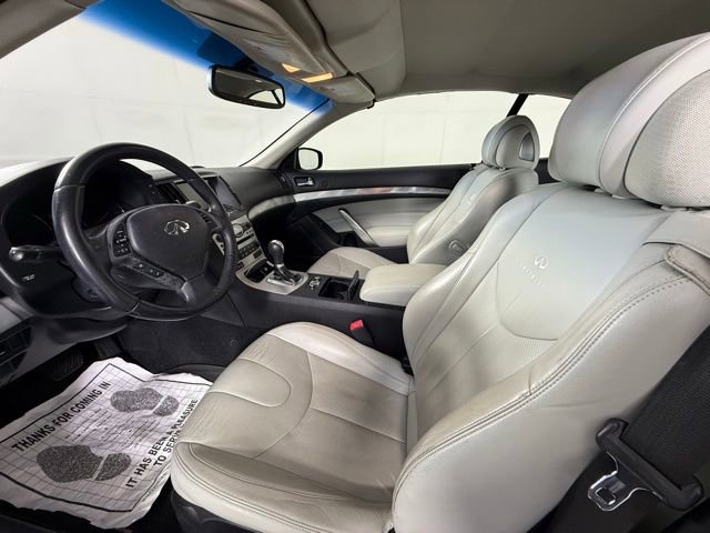 Used 2009 INFINITI G37 Convertible w/ Premium Pkg RWD image 16