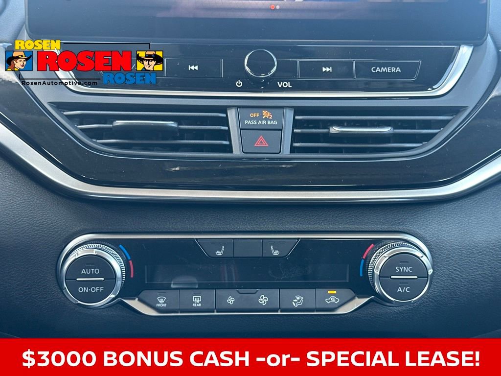 New 2025 Nissan Altima 2.5 SR w/ SR Premium Package image 21