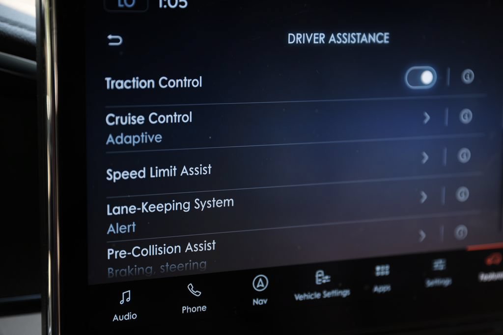 Used 2023 Lincoln Navigator Reserve AWD/4WD image 14
