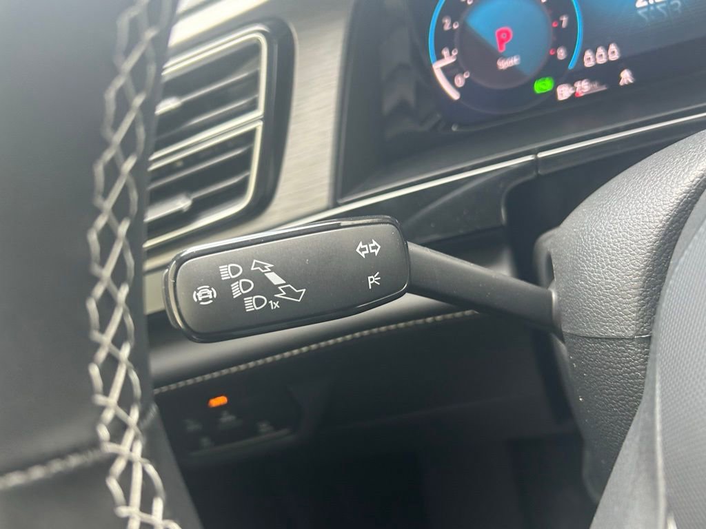 New 2026 Volkswagen Atlas Cross Sport SE image 23