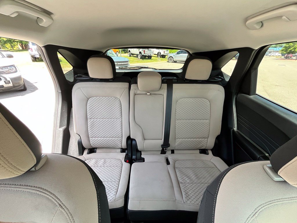 Used 2022 Ford Escape SE w/ Convenience Package FWD image 14