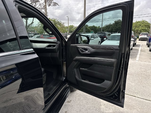 Used 2024 Chevrolet Suburban LS RWD image 23