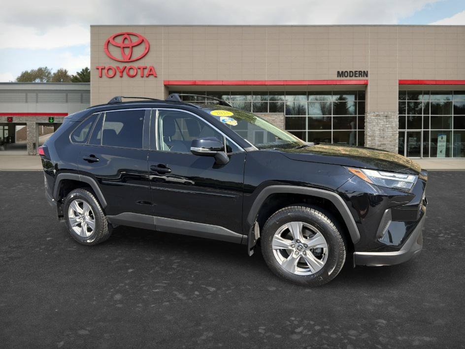 Certified 2022 Toyota RAV4 XLE w/ Convenience Package AWD/4WD image 3