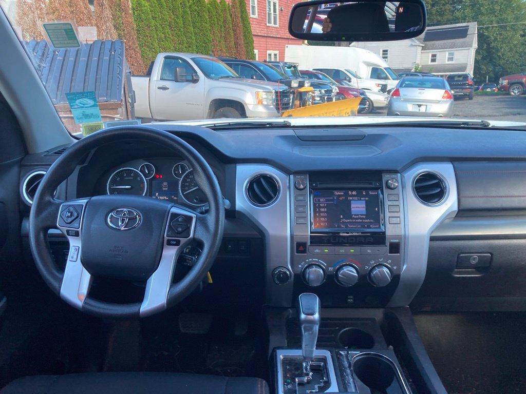 Used 2015 Toyota Tundra TRD Pro AWD/4WD image 10