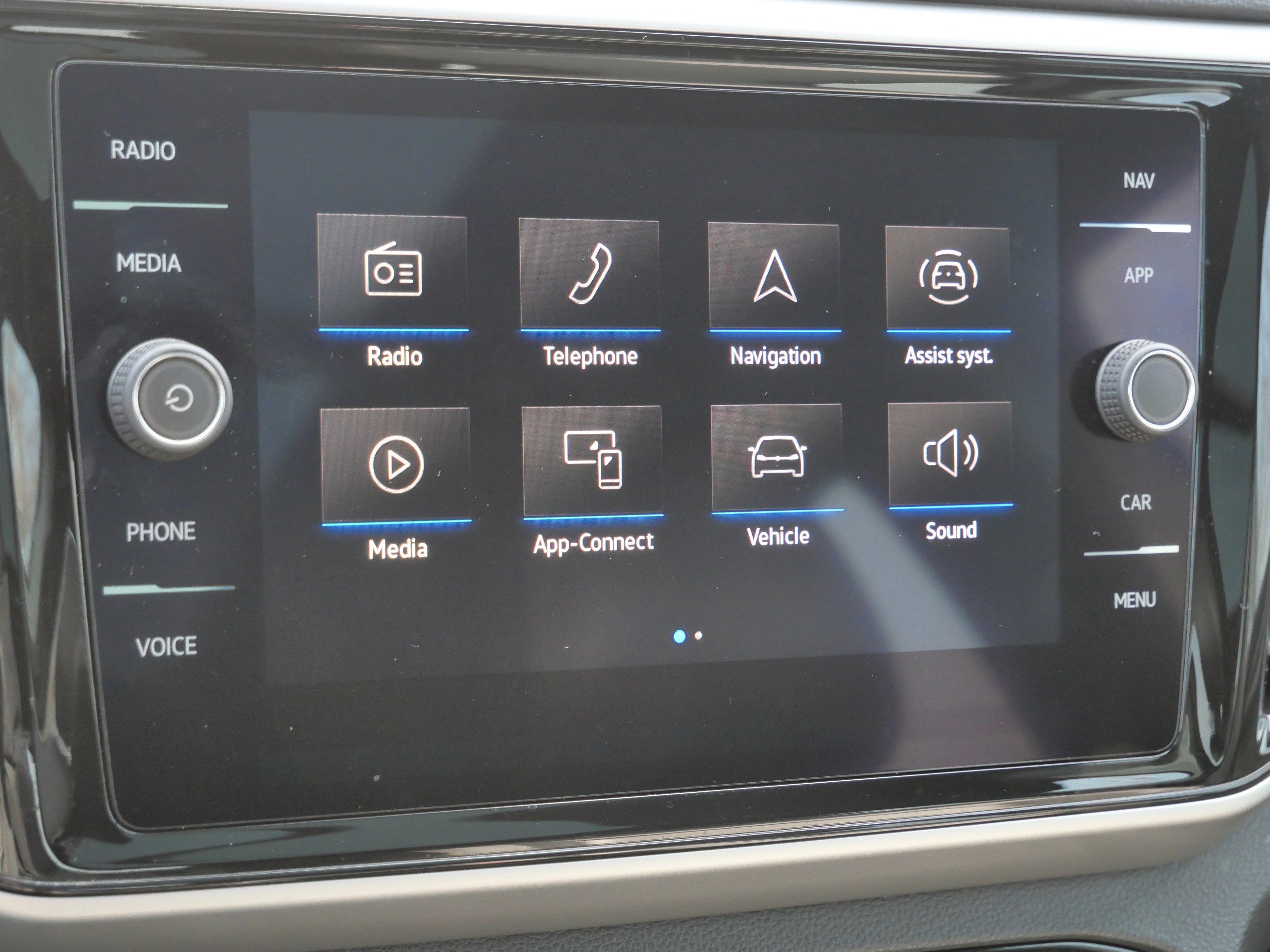 Certified 2021 Volkswagen Atlas Cross Sport SEL R-Line w/ Cross Sport MDO Package AWD/4WD image 23
