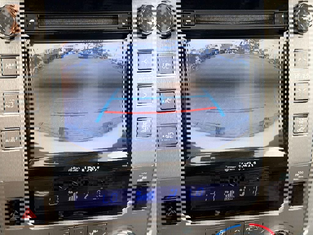 Used 2018 Toyota Tundra Limited image 29