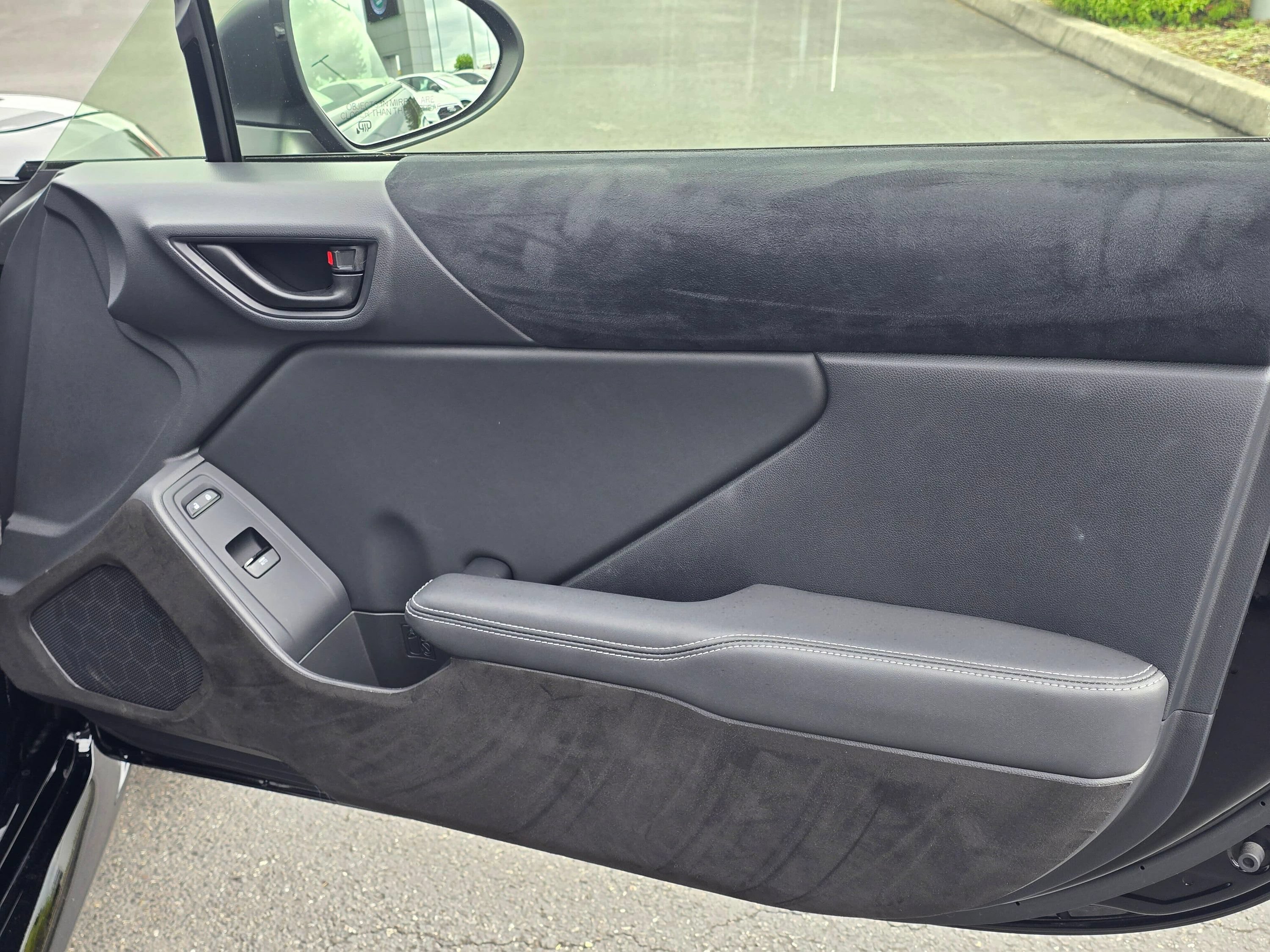 Used 2023 Toyota GR86 Premium w/ ALL Weather Mat Package (TMS) RWD image 19