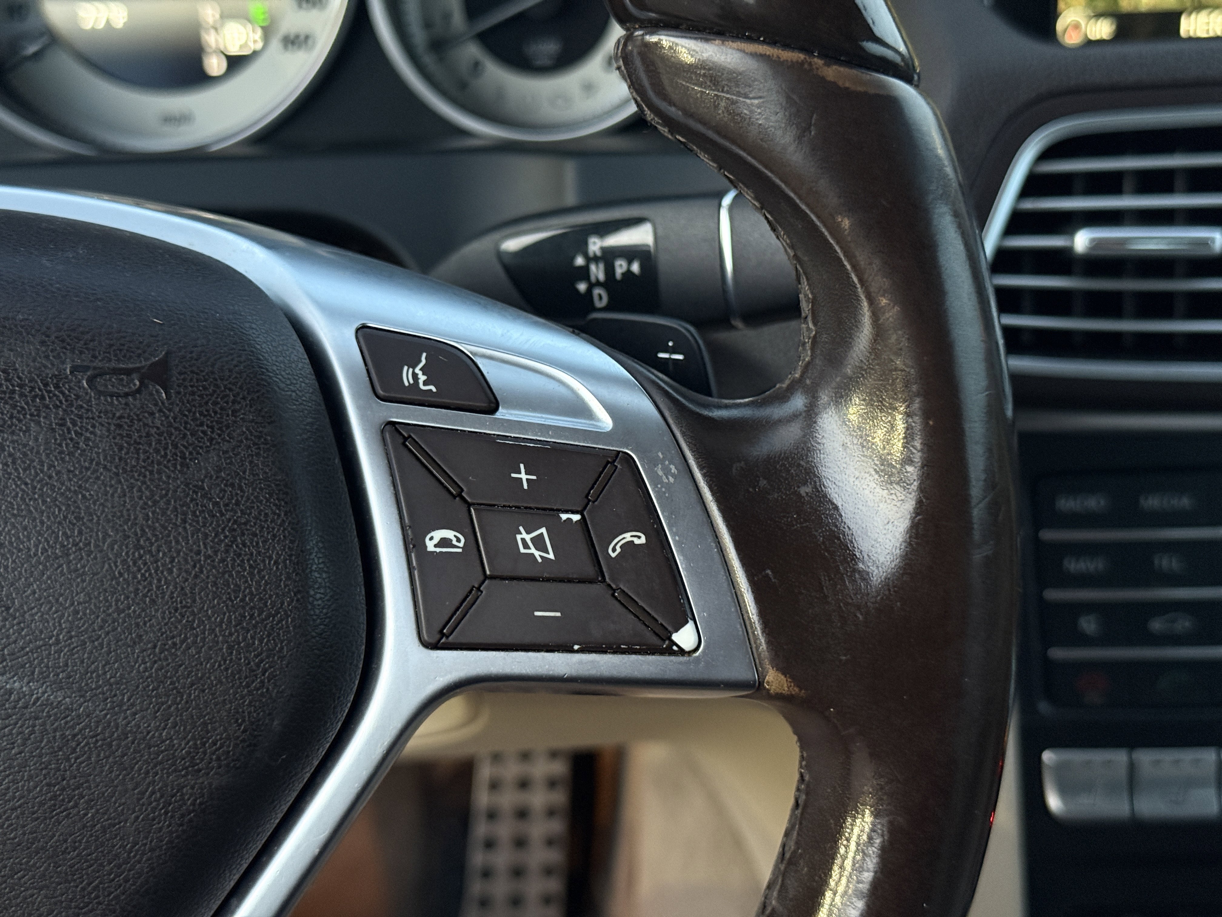 Used 2016 Mercedes-Benz E 550 Cabriolet w/ Premium 2 Package image 19