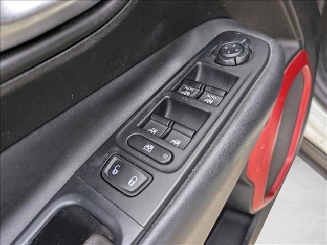 Used 2017 Jeep Renegade Trailhawk image 12