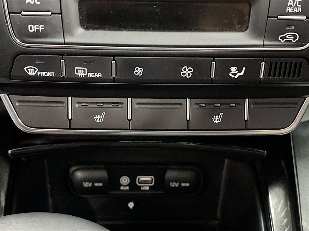 Used 2020 Kia Sorento SX image 21