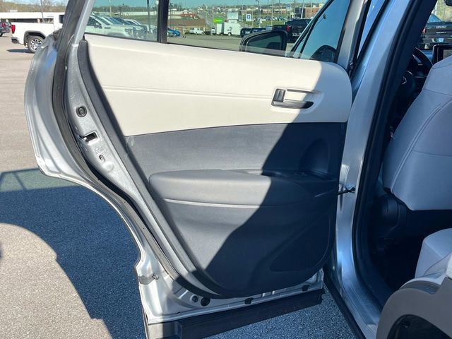 Used 2026 Toyota Corolla Cross L image 19