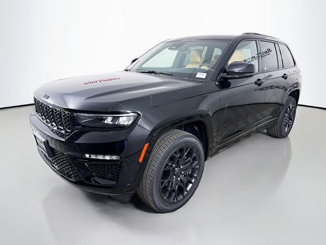 Used 2025 Jeep Grand Cherokee Summit w/ Obsidian Package AWD/4WD image 3