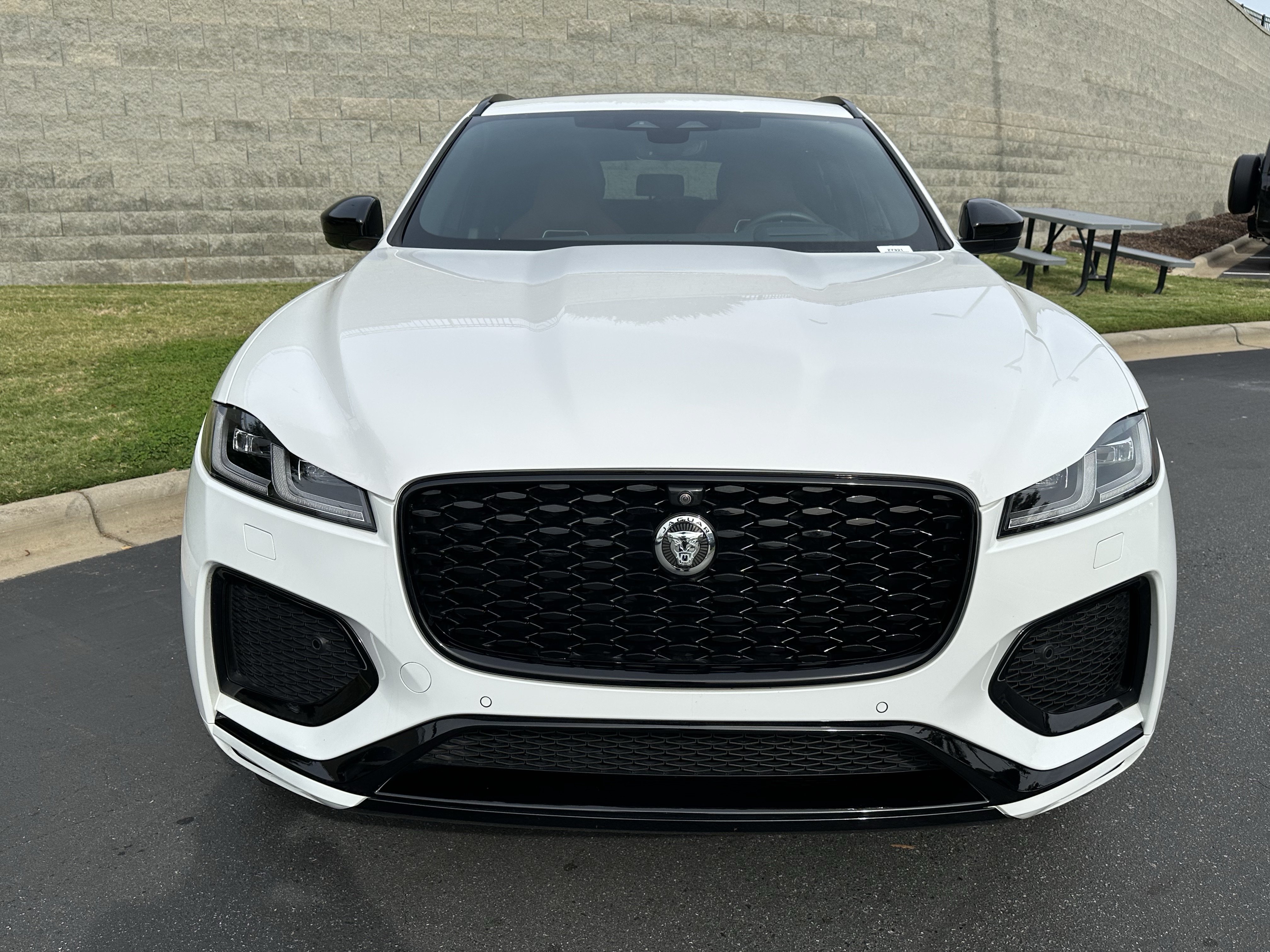 Certified 2026 Jaguar F-PACE R-Dynamic S AWD/4WD image 11