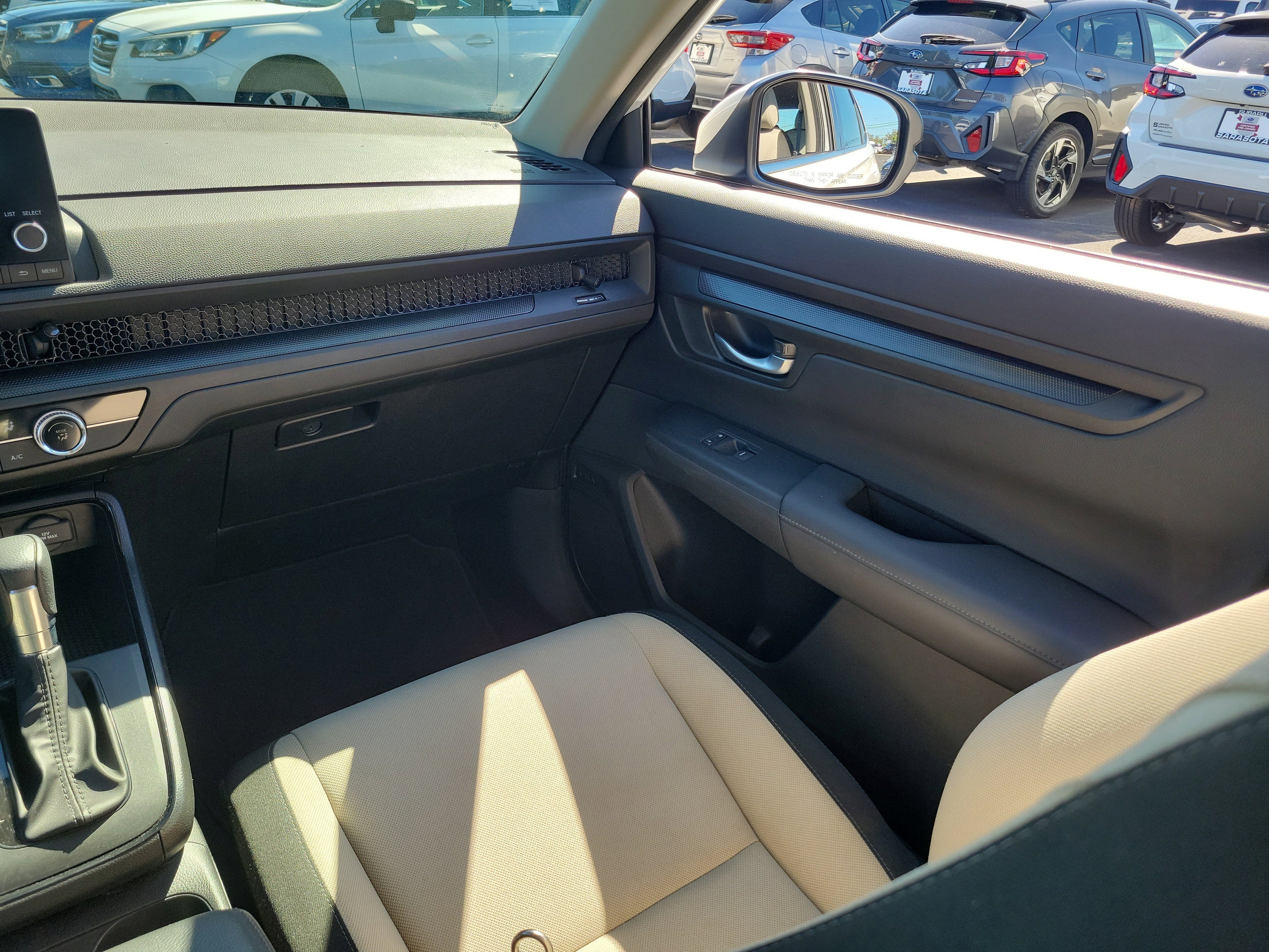 Used 2023 Honda CR-V LX image 15