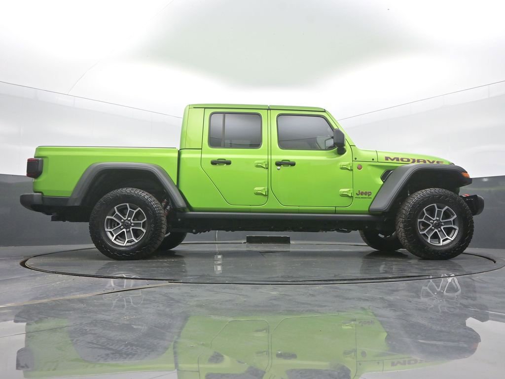 Used 2025 Jeep Gladiator Mojave w/ Safety Group image 52