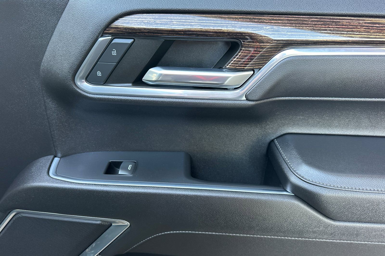 Certified 2023 GMC Sierra 1500 Elevation image 21