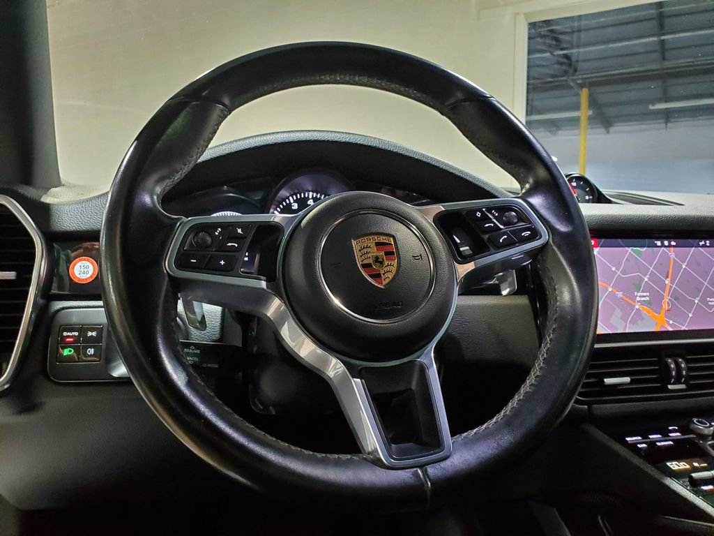 Used 2020 Porsche Cayenne AWD/4WD image 25