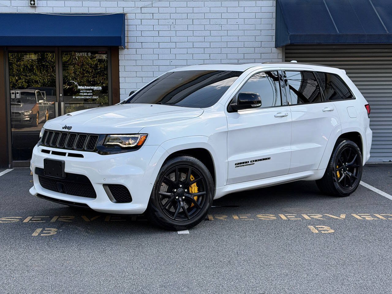 Used 2018 Jeep Grand Cherokee Trackhawk AWD/4WD image 1