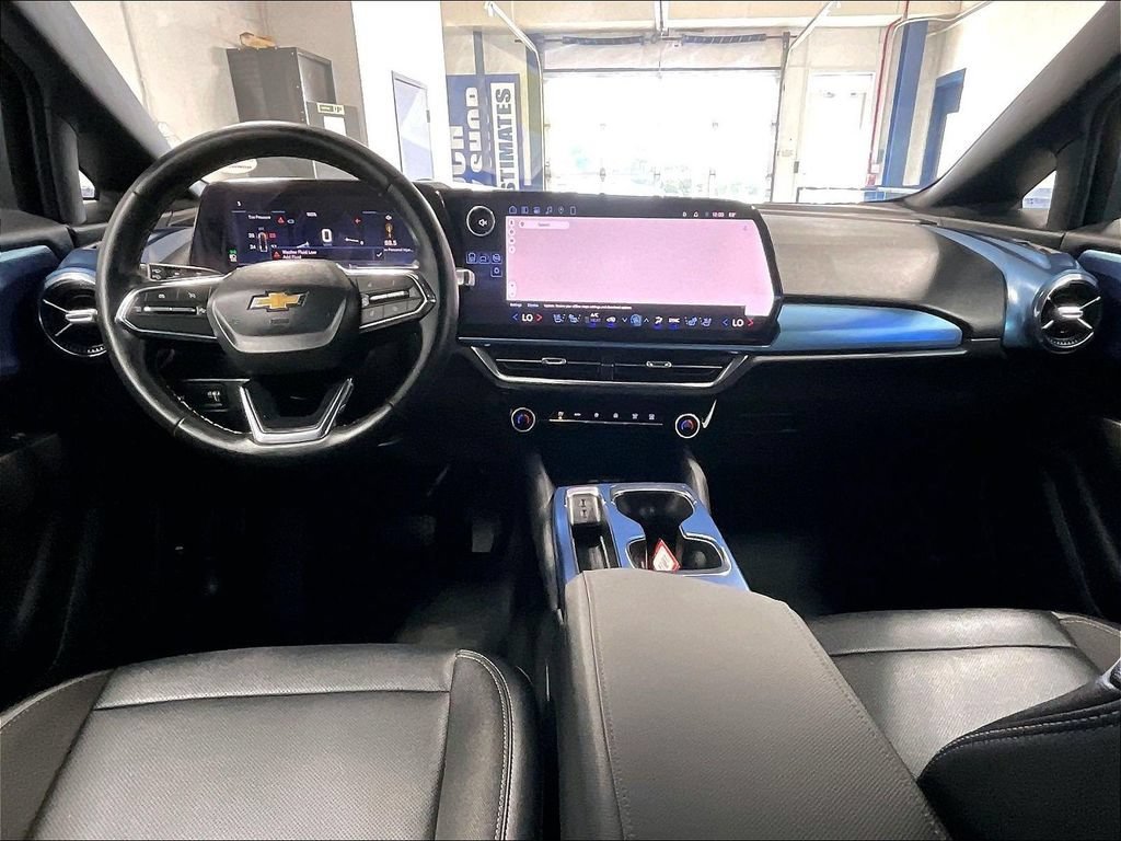 Used 2026 Chevrolet Equinox EV LT w/ Convenience Package II AWD/4WD image 21