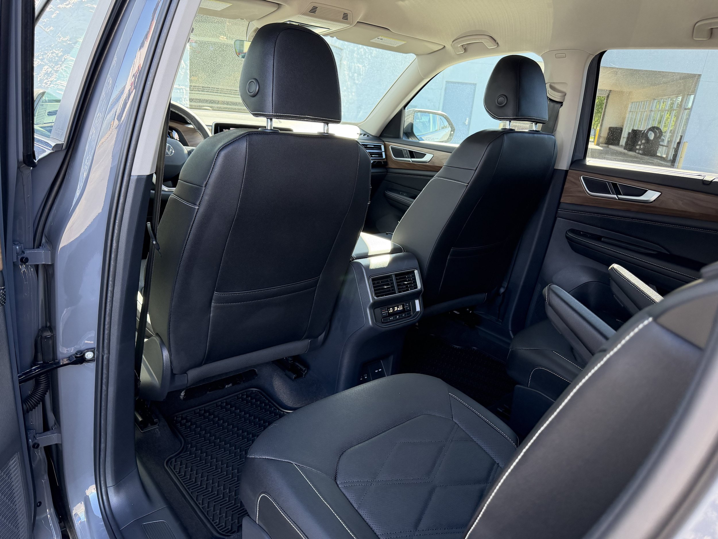 New 2026 Volkswagen Atlas SE AWD/4WD image 25