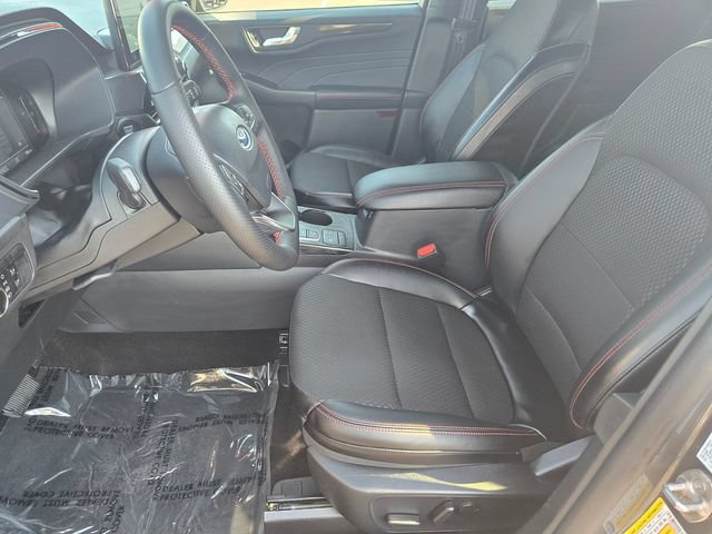 Used 2025 Ford Escape ST-Line AWD/4WD image 10
