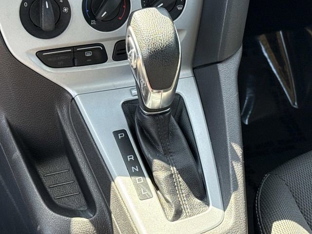 Used 2013 Ford Focus SE FWD image 21