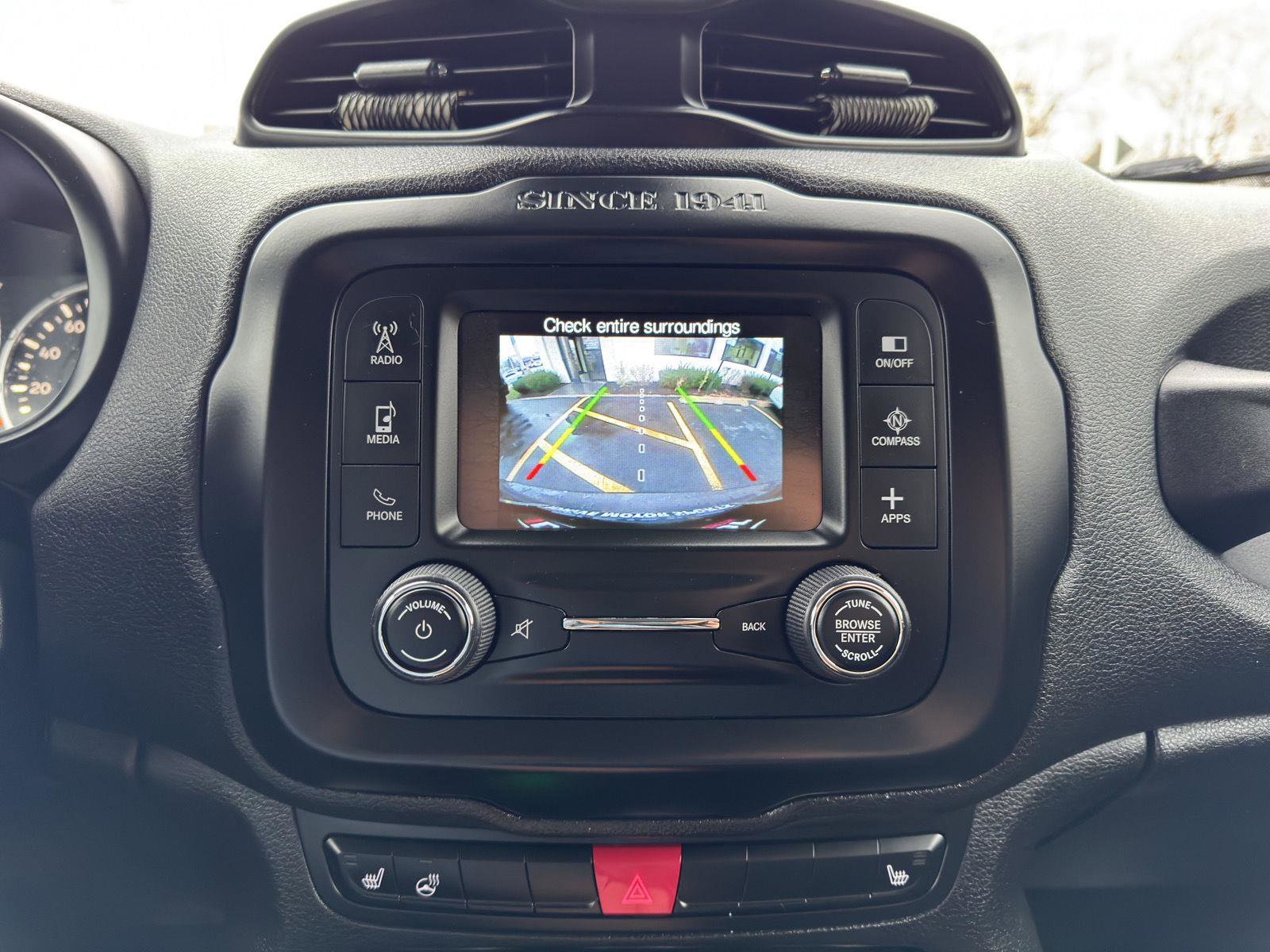 Used 2017 Jeep Renegade Altitude image 30