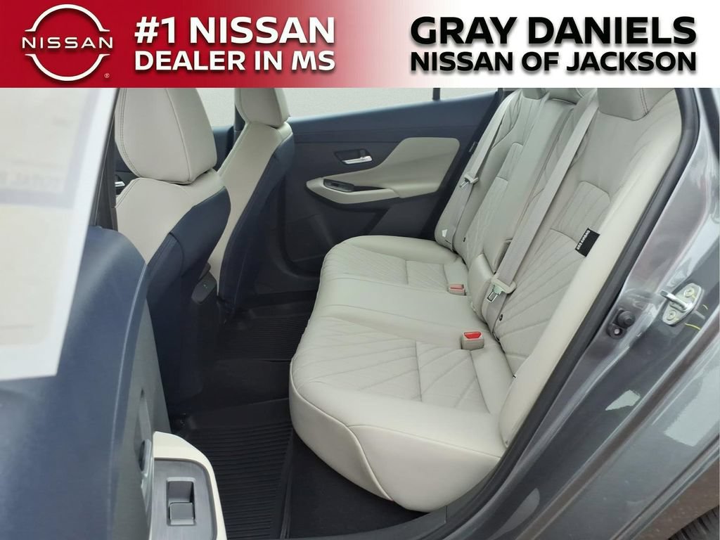 New 2026 Nissan Sentra SL w/ Floor Mat Package FWD image 9