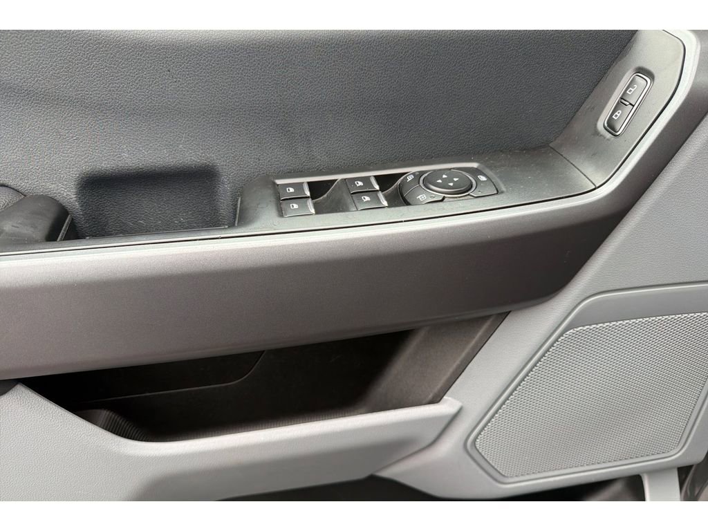 Used 2025 Ford F350 XLT image 13