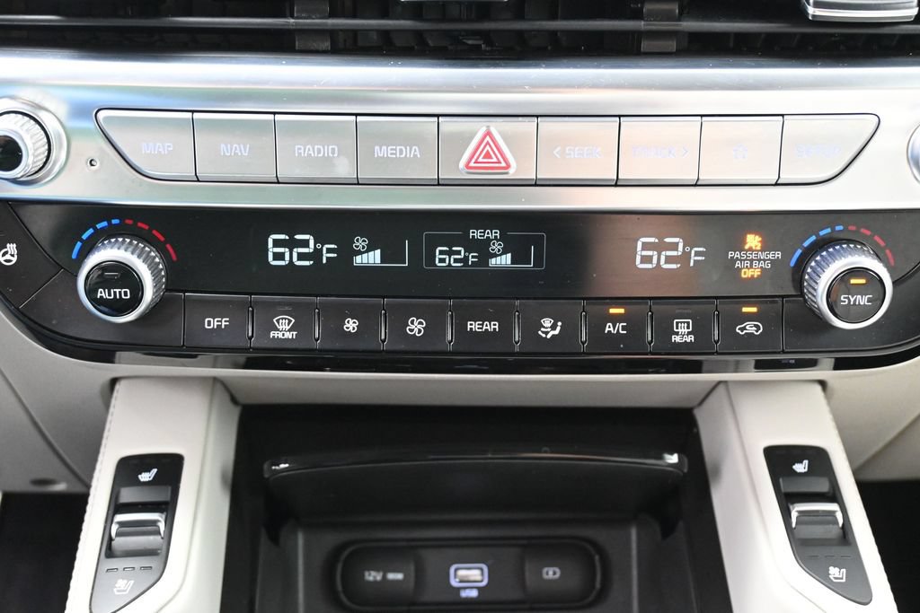 Used 2020 Kia Telluride SX w/ SX Prestige Package AWD/4WD image 23