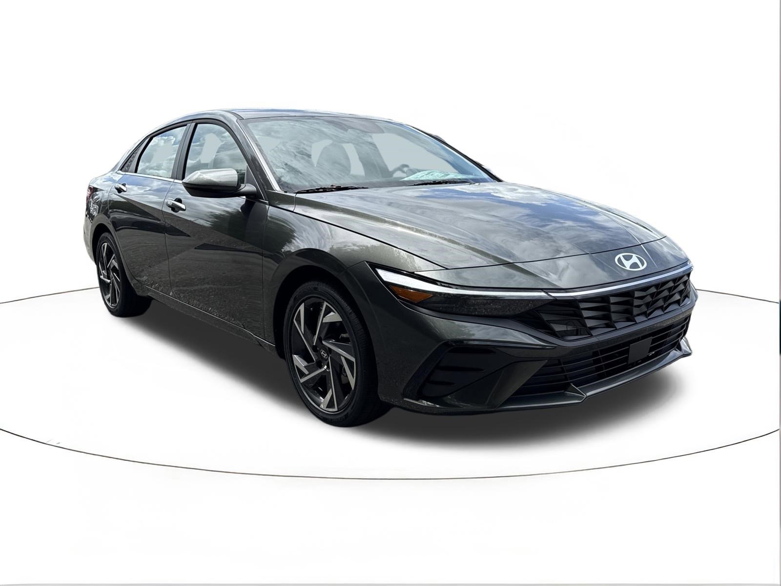 New 2026 Hyundai Elantra Limited FWD image 1