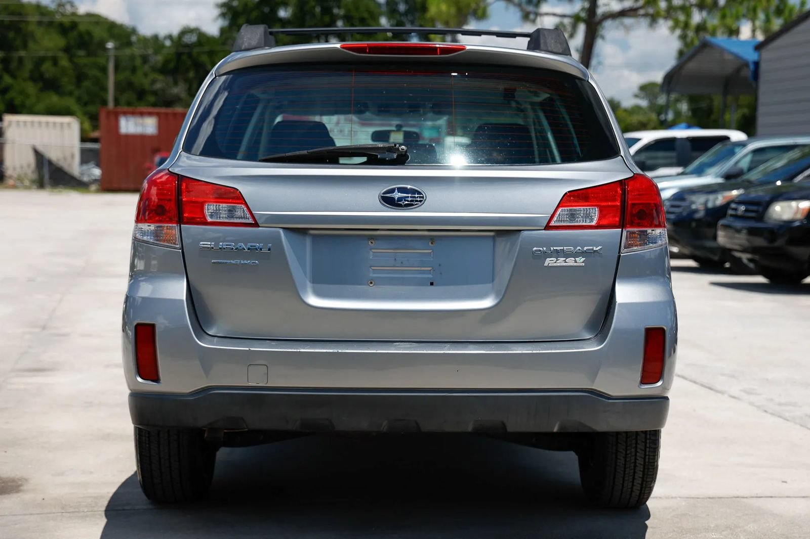 Used 2011 Subaru Outback 2.5i AWD/4WD image 5