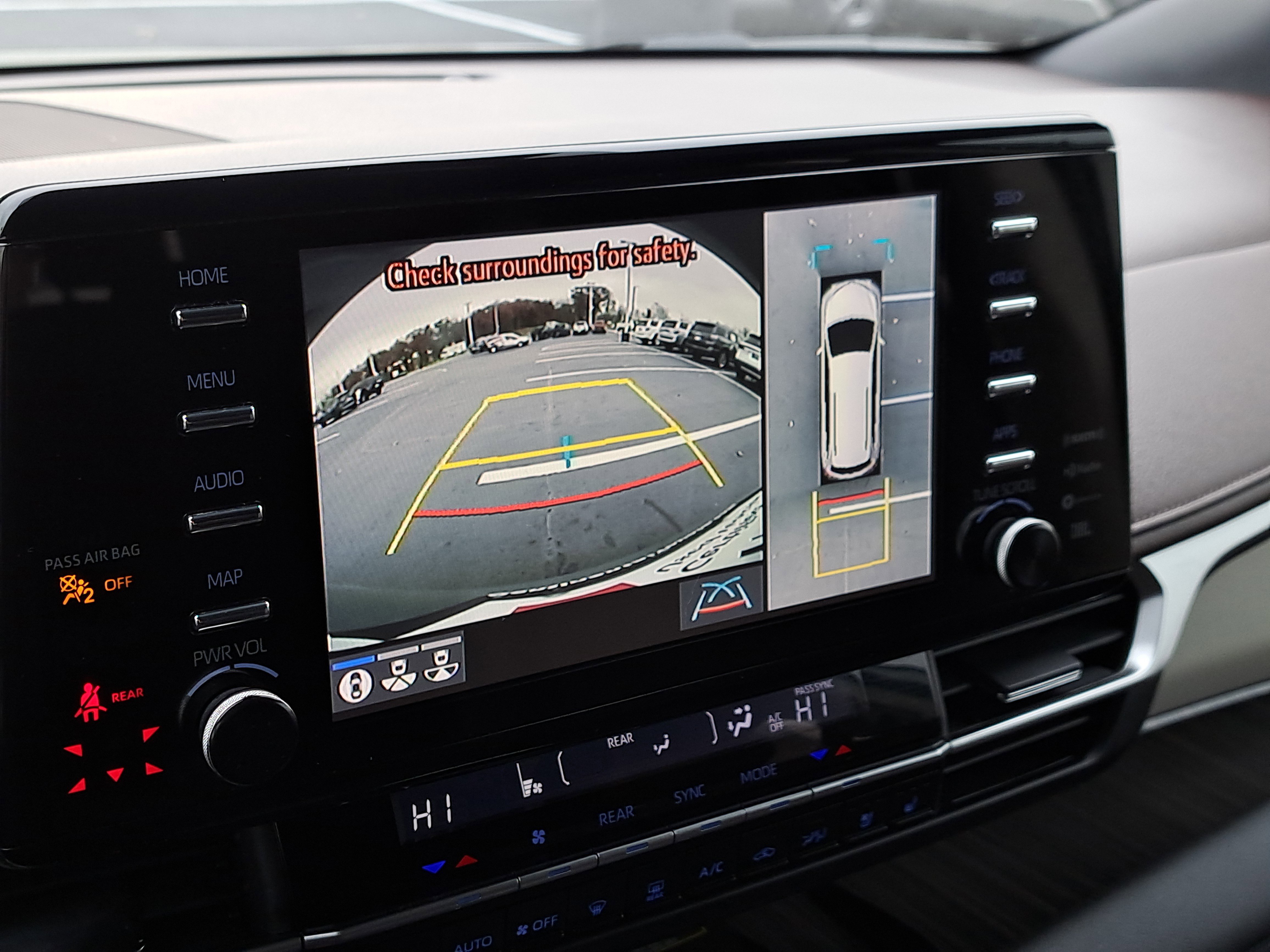 Certified 2021 Toyota Sienna Platinum image 29