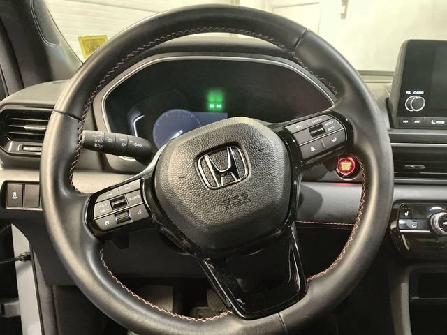 Certified 2025 Honda Pilot Sport image 14