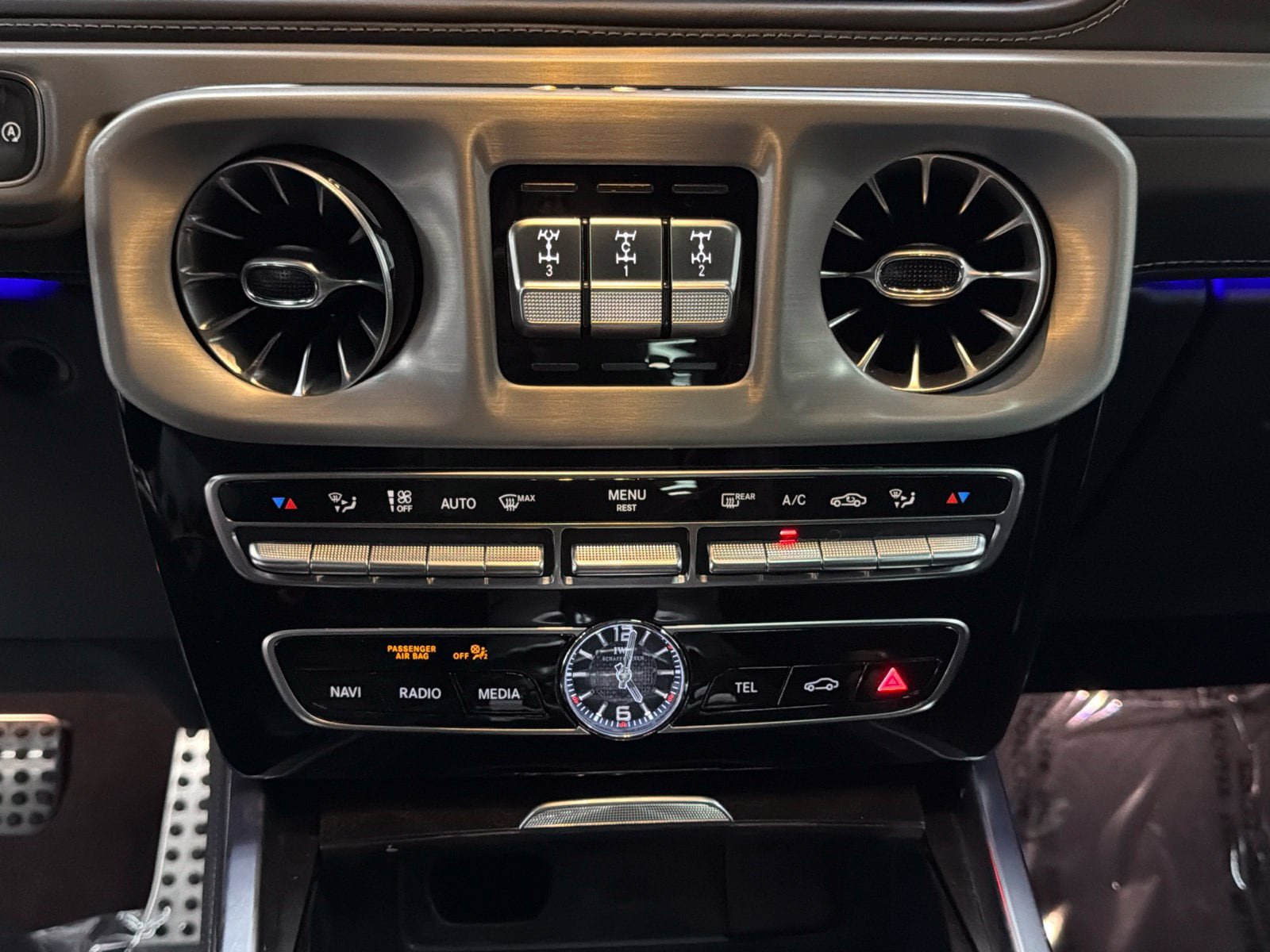 Certified 2022 Mercedes-Benz G 63 AMG 4MATIC image 33