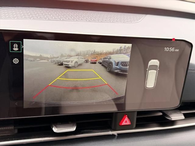 New 2026 Kia Carnival EX FWD image 28